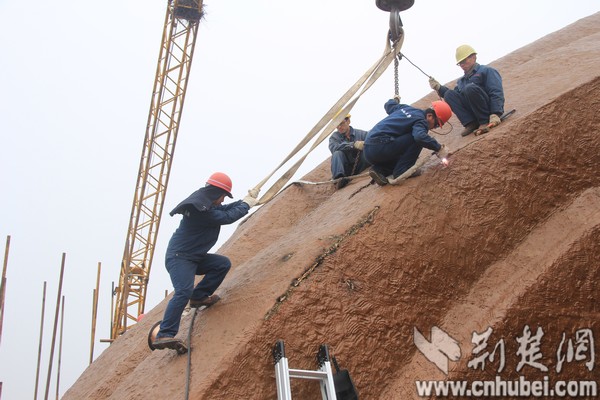 現(xiàn)全球最大關(guān)公青銅雕像,目測(cè)宇達(dá)施工(圖)